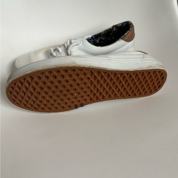 Vans white floral skate sneaker lace up size 8m/9.5w - Picture 3 of 7